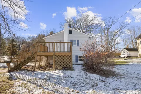 129 Smith Ave, Norwich, CT 06360