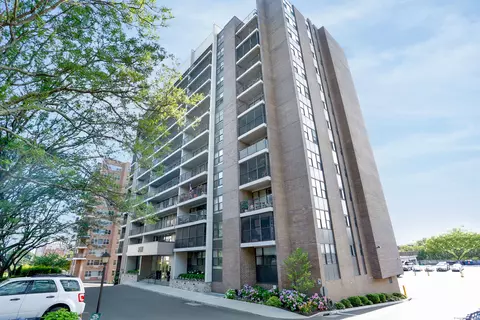 44 Strawberry Hill Ave #1B, Stamford, CT 06902