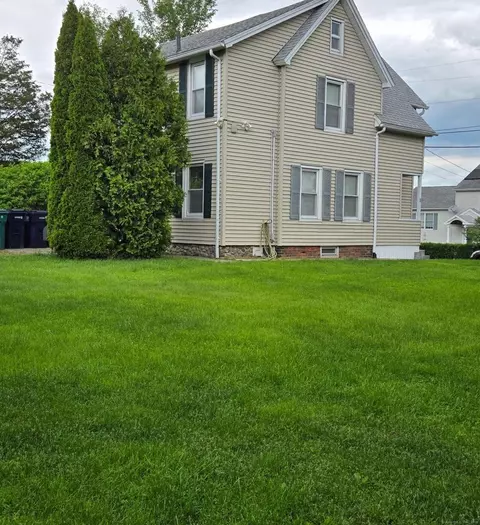 3 Richards Ave # -5, Seymour, CT 06483