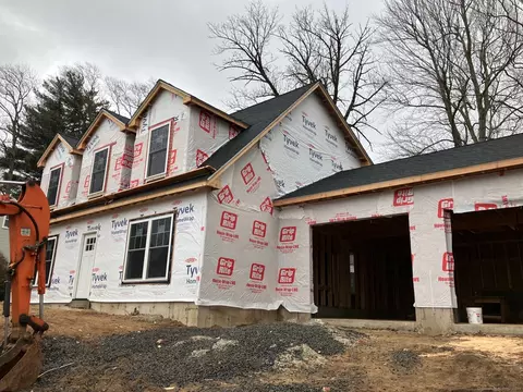 164 East Rd, Bristol, CT 06010