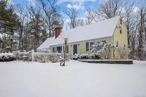 16 Woodcliff Dr, Simsbury, CT 06070