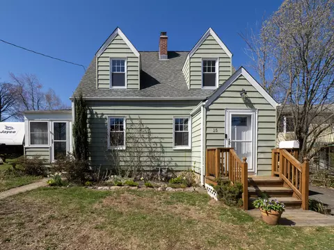 15 Ivy Pl, Norwalk, CT 06854