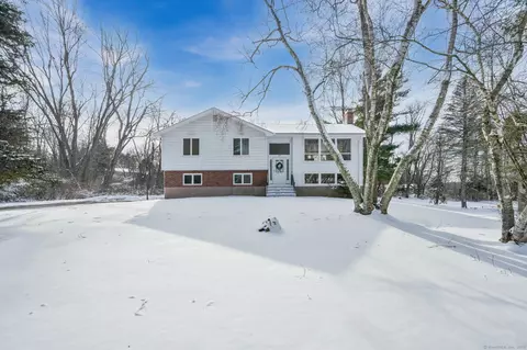 107 Tumble Brook Dr, Vernon, CT 06066