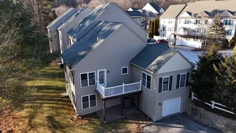 85 Perry St #179, Putnam, CT 06260