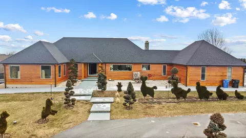 40 Town Farm Rd, Woodstock, CT 06281