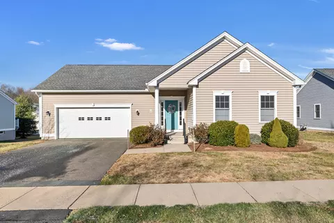 64 Chapman Chase Chase #64, Windsor Locks, CT 06096