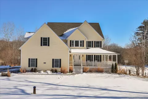 396 Watertown Rd, Middlebury, CT 06762