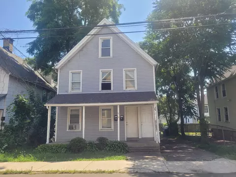 12-14 Jetland Pl, Bridgeport, CT 06605