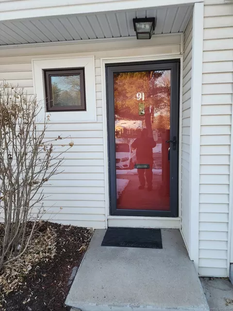 9 Woodland Ave #9I, Bloomfield, CT 06002