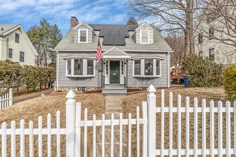 93 Wheeler St, Waterbury, CT 06704