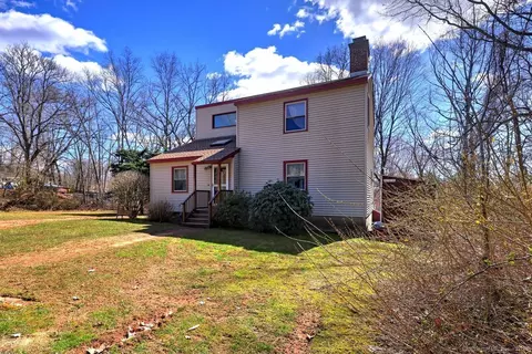 1069 Foxon Rd, North Branford, CT 06471