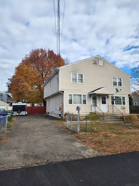 22 Voight Ave, Bridgeport, CT 06606