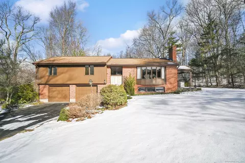 35 Millstone Rd, Glastonbury, CT 06033
