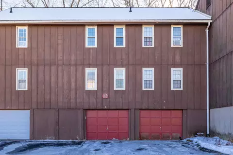 239 Old Farms Rd #12B, Avon, CT 06001
