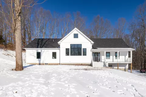 65 Old Trail Rd, Glastonbury, CT 06033