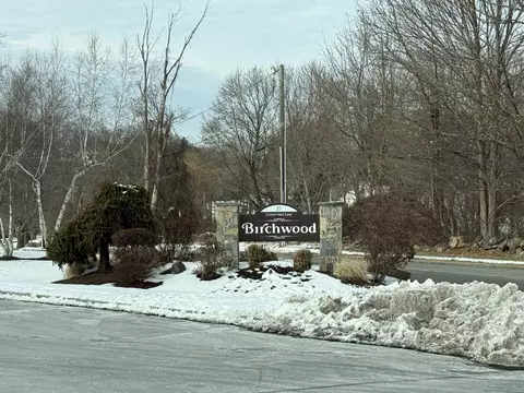 8 Crows Nest Ln # K, Danbury, CT 06810