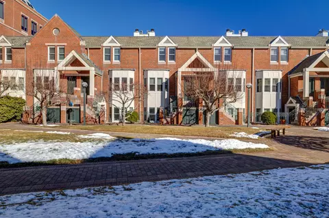 95 Audubon St #342, New Haven, CT 06510
