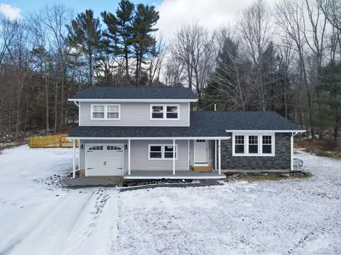 202 Gillette Rd, New Hartford, CT 06057