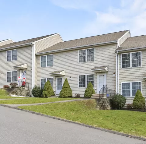 108 Mohican Ave #8, Waterbury, CT 06708