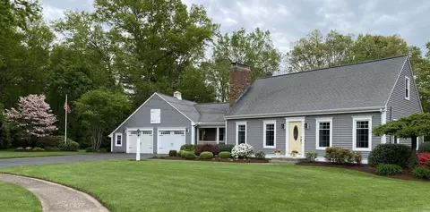 36 S Vernondale Dr, Southington, CT 06489