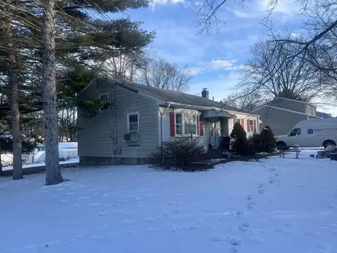 76 Huckleberry Rd, East Hartford, CT 06118