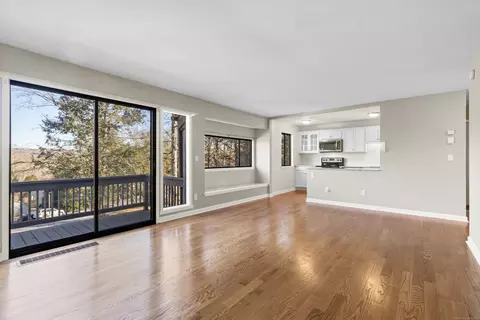 261 Heritage Vlg #C, Southbury, CT 06488