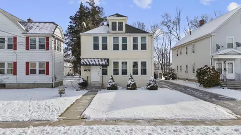 78 Cambridge St, West Hartford, CT 06110