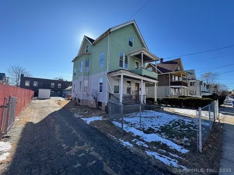 23 King St, Hartford, CT 06114