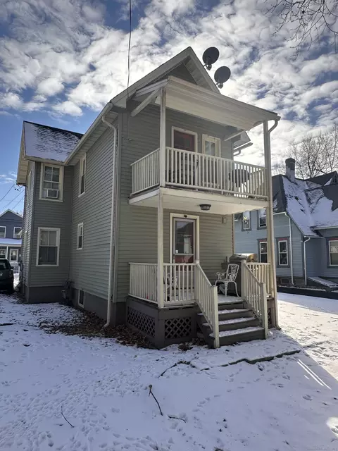 32 Wells Ave, East Hartford, CT 06108