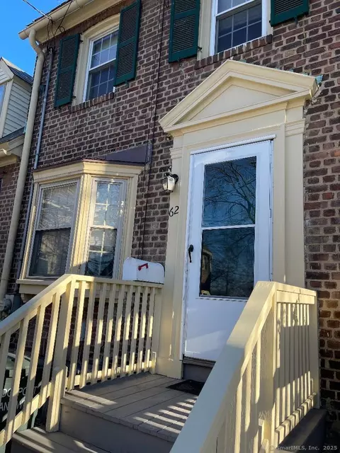 62 Sims St, Bridgeport, CT 06604
