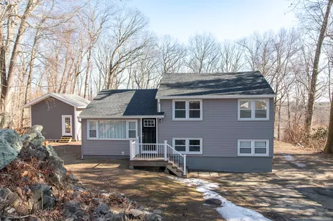 30 Birchwood Rd, Monroe, CT 06468