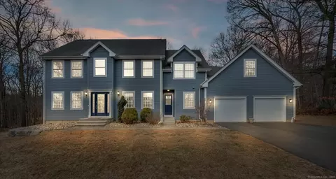 15 Winterbourne Vw, Tolland, CT 06084