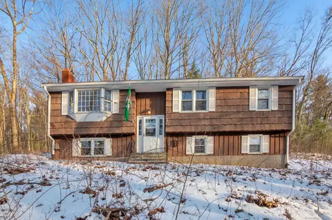 336 Hunter Rd, Tolland, CT 06084