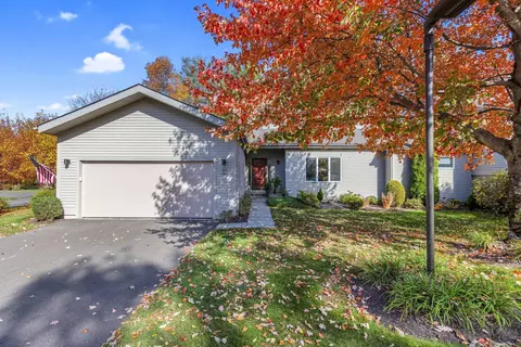 11 Lancaster Ct #11, Avon, CT 06001