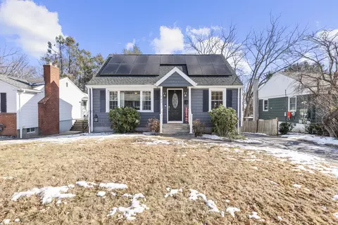 709 Pine Rock Ave, Hamden, CT 06514