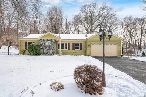 983 Naugatuck Ave, Milford, CT 06461
