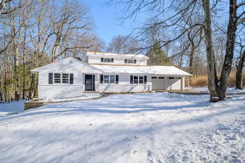 37 Windaway Rd, Bethel, CT 06801