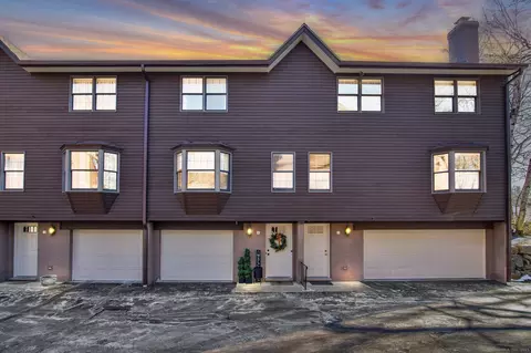 136 Newtown Ave #6, Norwalk, CT 06851