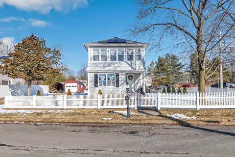 101 Locust St, Milford, CT 06461