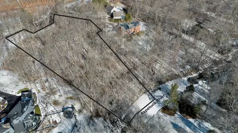 18 Hunt Ln, Weston, CT 06883