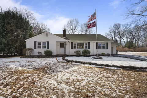 72 East St, Southington, CT 06489