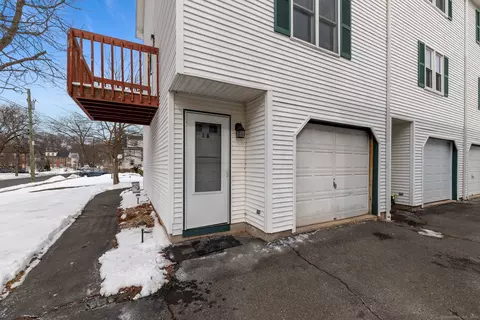 243 Lawlor St #1A, New Britain, CT 06051