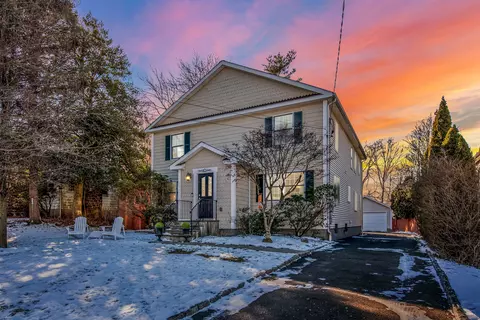 233 Mayfair Rd, Fairfield, CT 06824