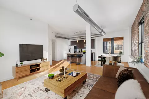 881 Lafayette Blvd #5M, Bridgeport, CT 06604