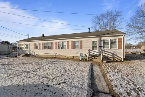 17 18 Oakland Ct, Groton, CT 06340