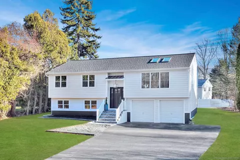 875 Stillson Rd, Fairfield, CT 06824