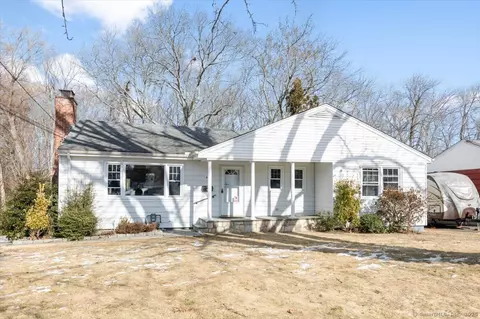 69 Bouton St W, Stamford, CT 06907