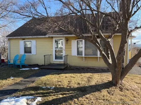 189 Maplewood Ave, Torrington, CT 06790
