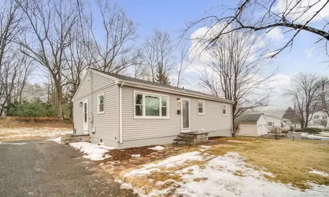 18 Sherwin Dr, Enfield, CT 06082