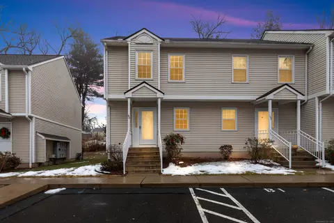 140 Marjorie Ln #140, Manchester, CT 06042
